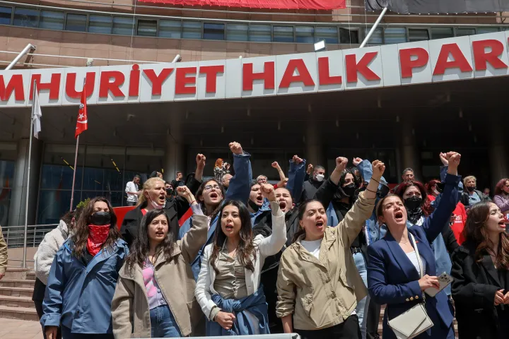 AP Supporters of Turkey's main opposition Republican People's Party (CHP)