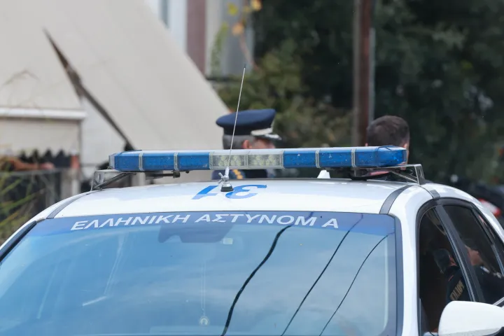 Αθήνα: Οδηγός παραβίασε «κόκκινο» και κινήθηκε στο αντίθετο ρεύμα