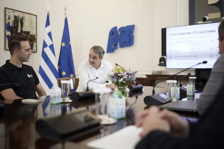 Συνάντηση Μητσοτάκη με τον πρώτο  Έλληνα αστροναύτη
