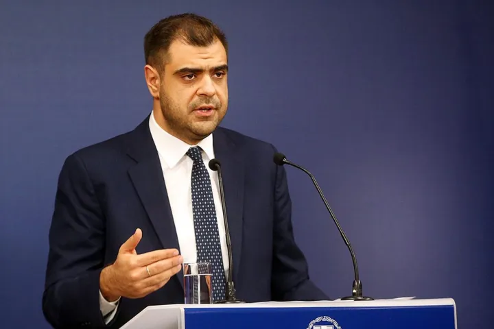 παύλος μαρινάκης