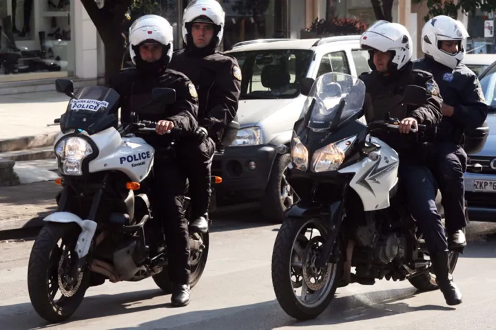 Αστυνομία σε καταδίωξη 