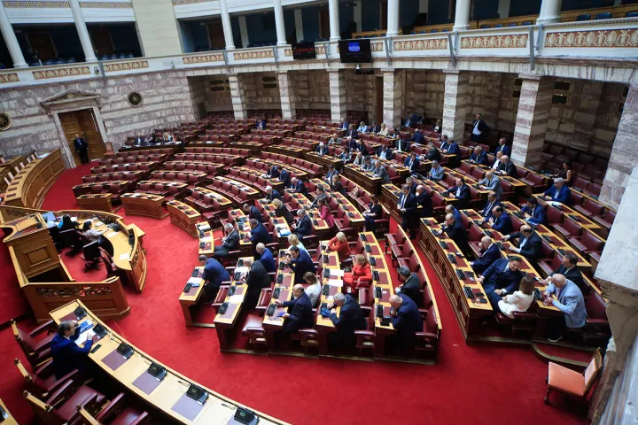 Βουλή συνταγματική αναθεώρηση