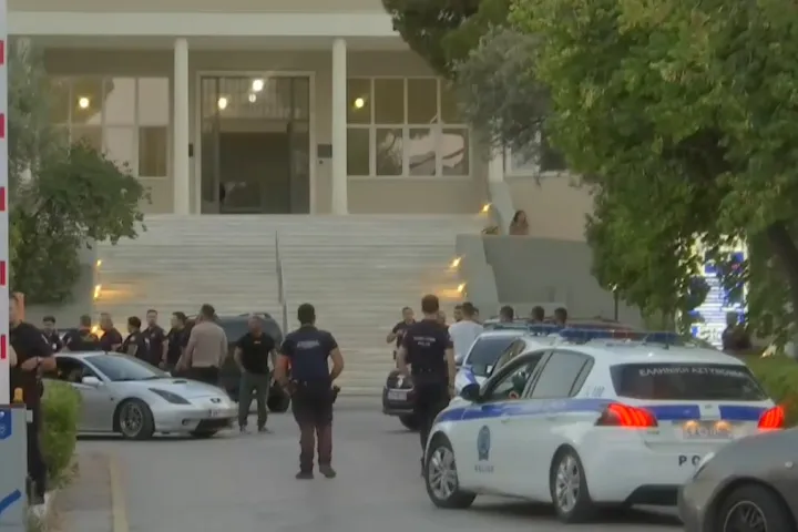 Φωτιά στο Σισμανόγλειο