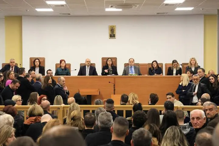 Τέμπη ενστάσεις