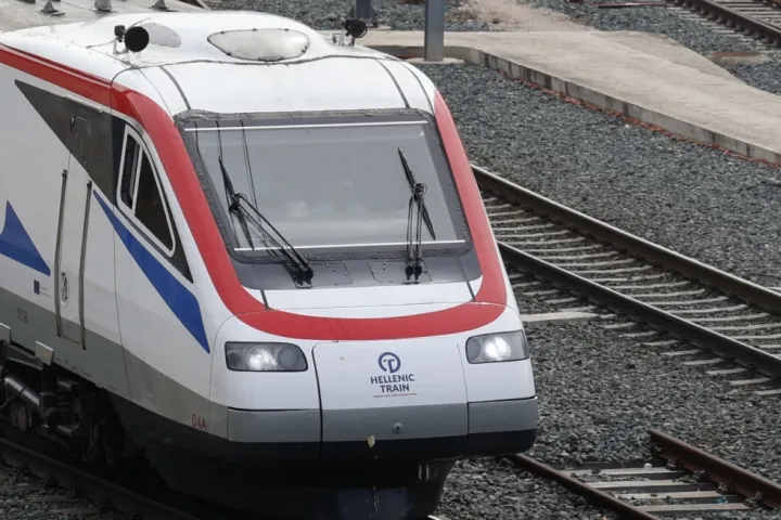 Επιτάχυνση σιδηροδρομικών έργων