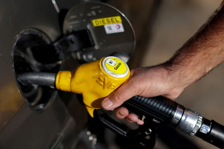 Επιδότηση 10 λεπτών στη βενζίνη 