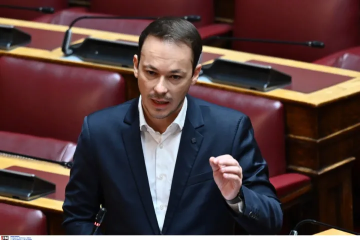 Μίλτος Ζαμπάρας παραίτηση