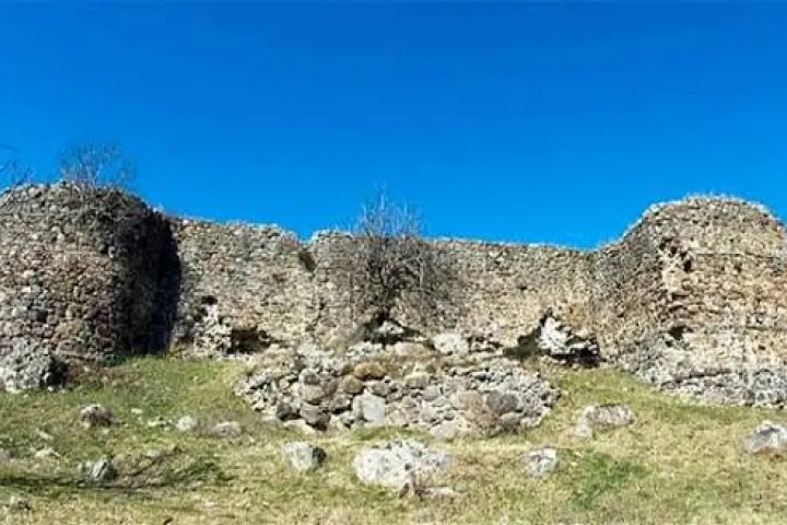 Κάστρο Μογλενών
