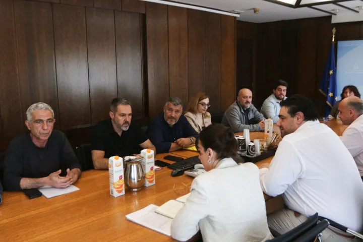ΠΟΕ-ΟΤΑ: Απεργία στις 12 Ιουνίου για τη μονιμοποίηση εργαζομένων στις δημοτικές δομές