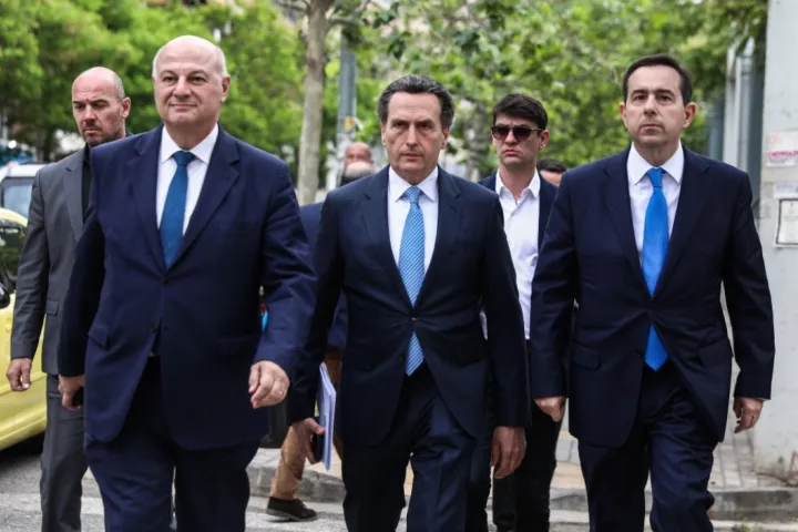 Δραστική μείωση της φερόμενης ζημίας για Τσιάρα, Μηταράκη και Παπακώστα σύμφωνα με νέα έκθεση