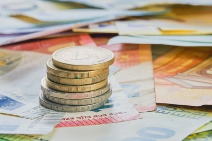 Αποθεματικά και Κίνδυνοι για τις Συντάξεις: Πού Καταλήγουν τα Χρήματα των Ασφαλισμένων;