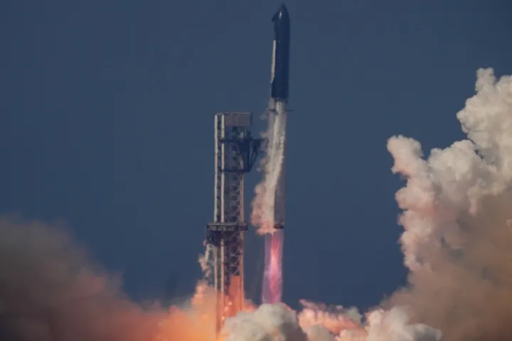 Επιτυχής Δοκιμαστική Εκτόξευση του Starship V3: Σημαντική Στιγμή για τη SpaceX και τη NASA